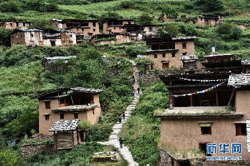 （晚報(bào)）（1）香格里拉巴拉格宗原生態(tài)景區(qū)震后重新開放