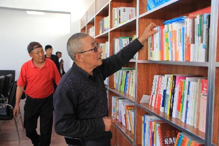 建職工書屋 促全民閱讀