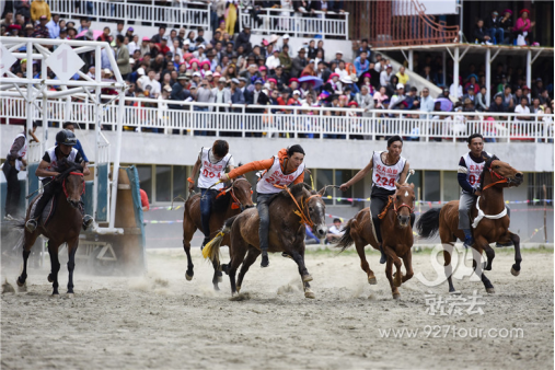 香格里拉賽馬節(jié)登上中國旅游“奧斯卡”！