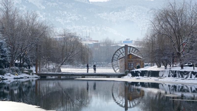 冬季到香格里拉來(lái)看雪