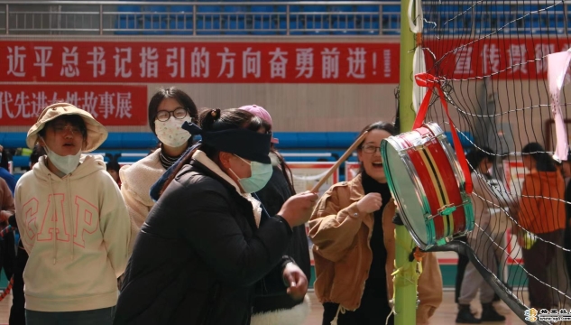 維西縣開(kāi)展慶“三八”趣味游園活動(dòng)