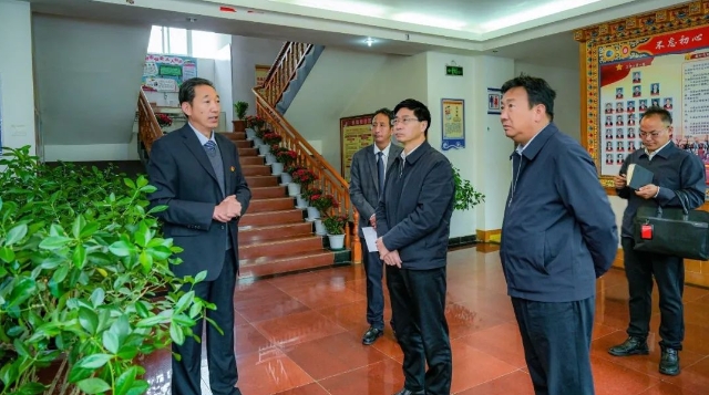 羅朝峰到州民族宗教事務(wù)委員會宣講習近平總書記考察云南重要講話精神 傳達省委十一屆八次全會要求