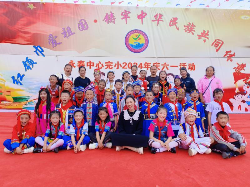 格瑪央宗：與鄉(xiāng)村小學(xué)孩子們一起成長